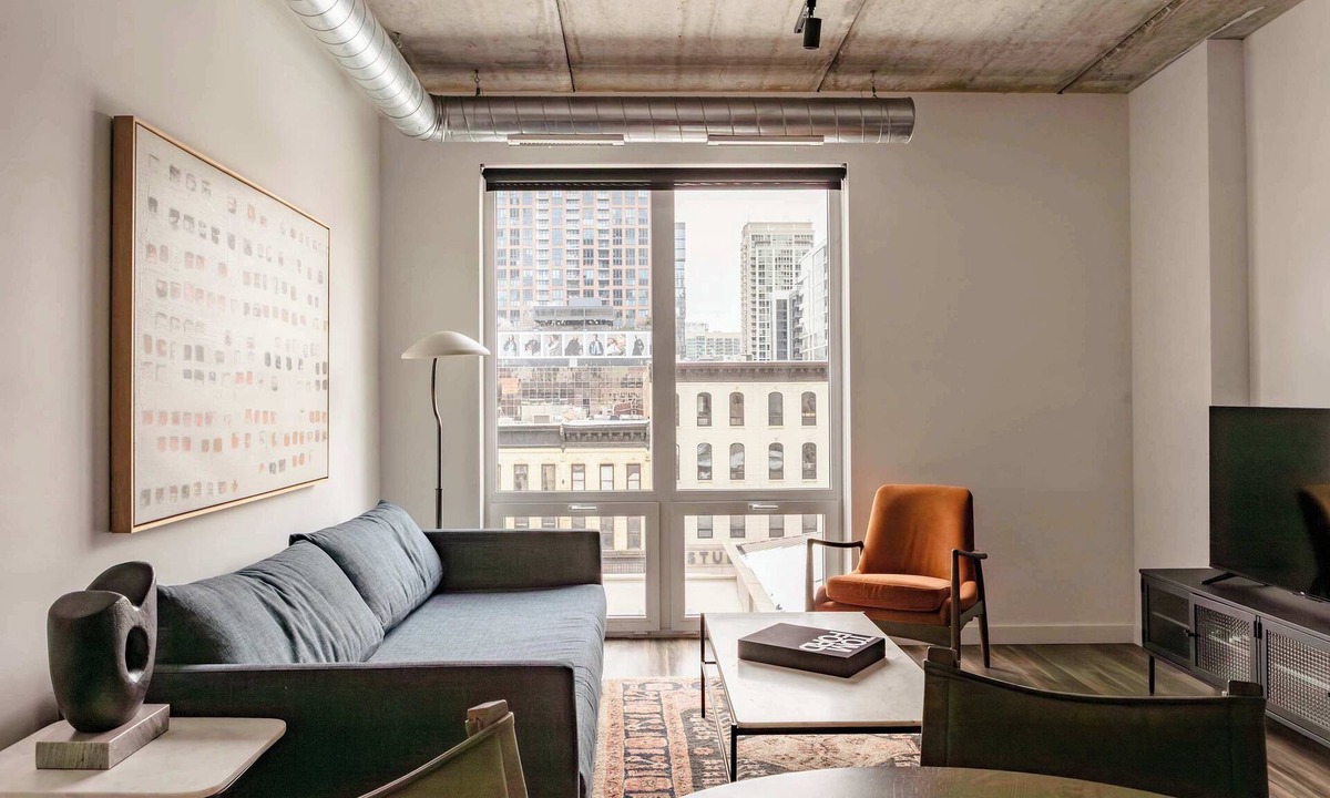 Near North Side Apartment | Luxury Penthouse Loft w/Terrace 504 | River North