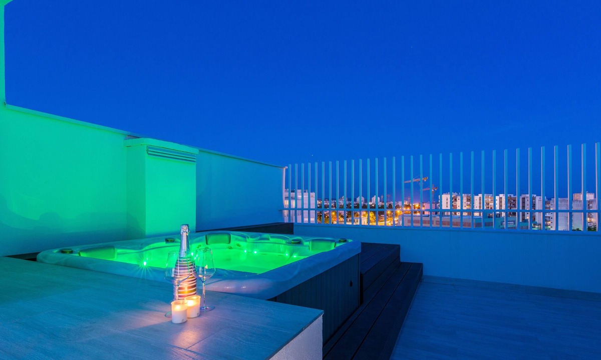 Zadar Apartment | Luxury Penthouse with Jacuzzi on a rooftop