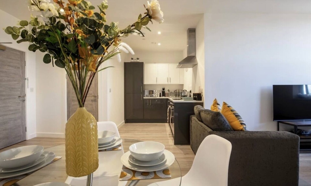 Peterborough Apartment | Luxury Peterborough Apartment