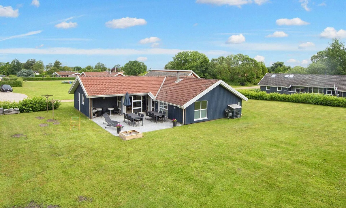 Nordborg House | Luxury Pool House near Beach
