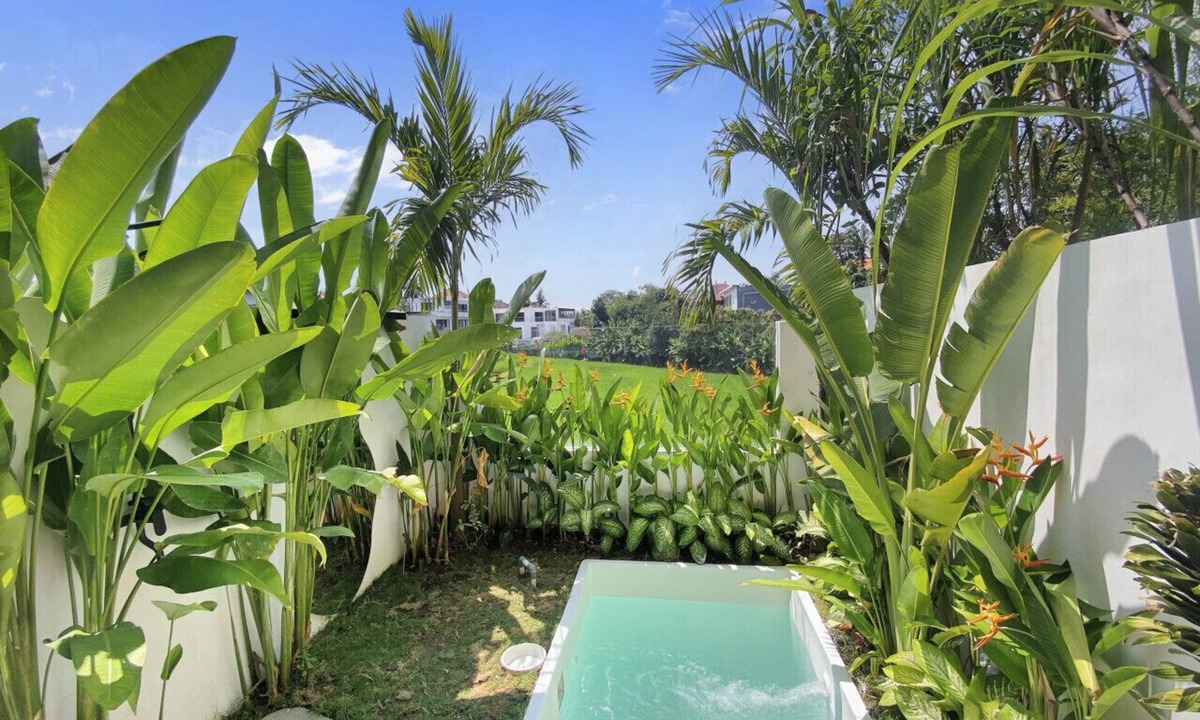 Babakan Apartment | Luxury Private Pool Loft Canggu