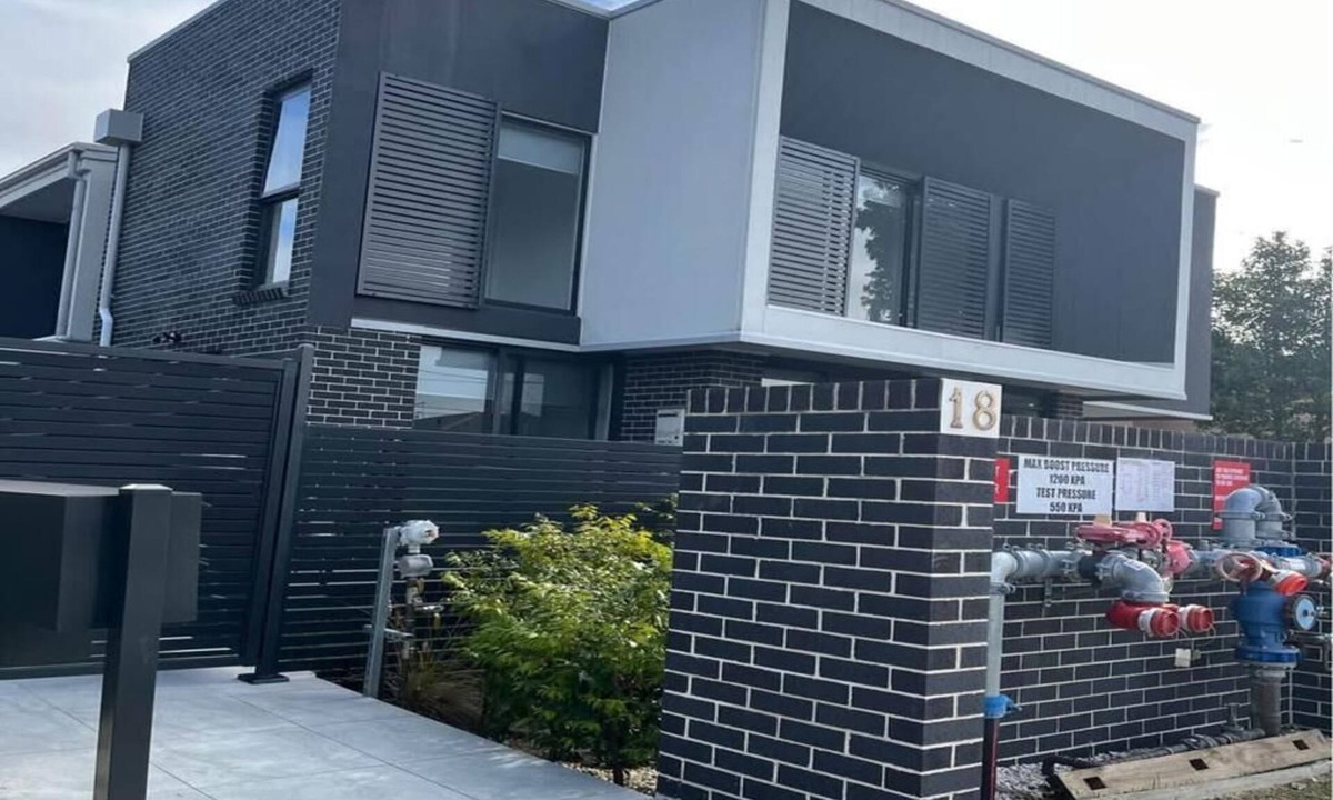 Girraween House | Luxury Private Room For Rent