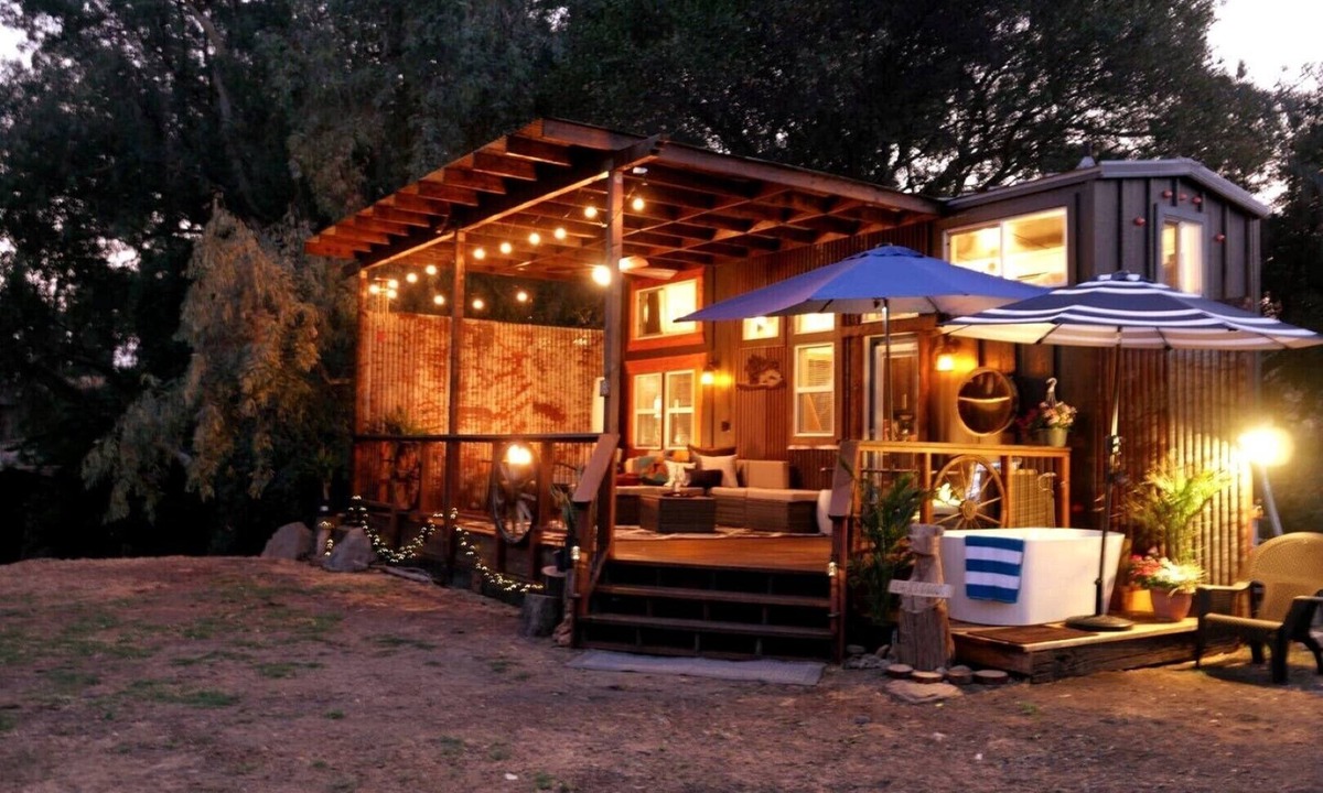 Ione House | Luxury Private TINY HOUSE on 10 Remote Acres