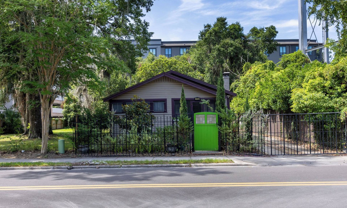 Innovation District House | Luxury Retreat Just Steps from UF Main Campus
