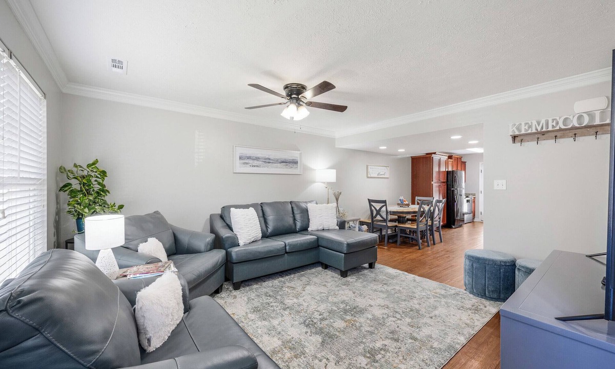 Lynchburg House | Luxury Retreat Near Liberty University & Downtown