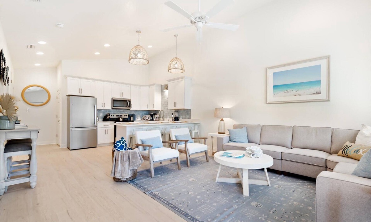 Dauphin Island Apartment | Luxury Retreat on Oleander - Unit E