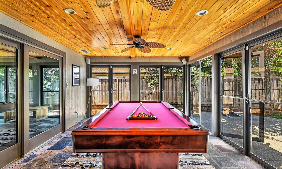 Santa Rosa House | Luxury Retreat Pool, Hot Tub Cigar Lounge