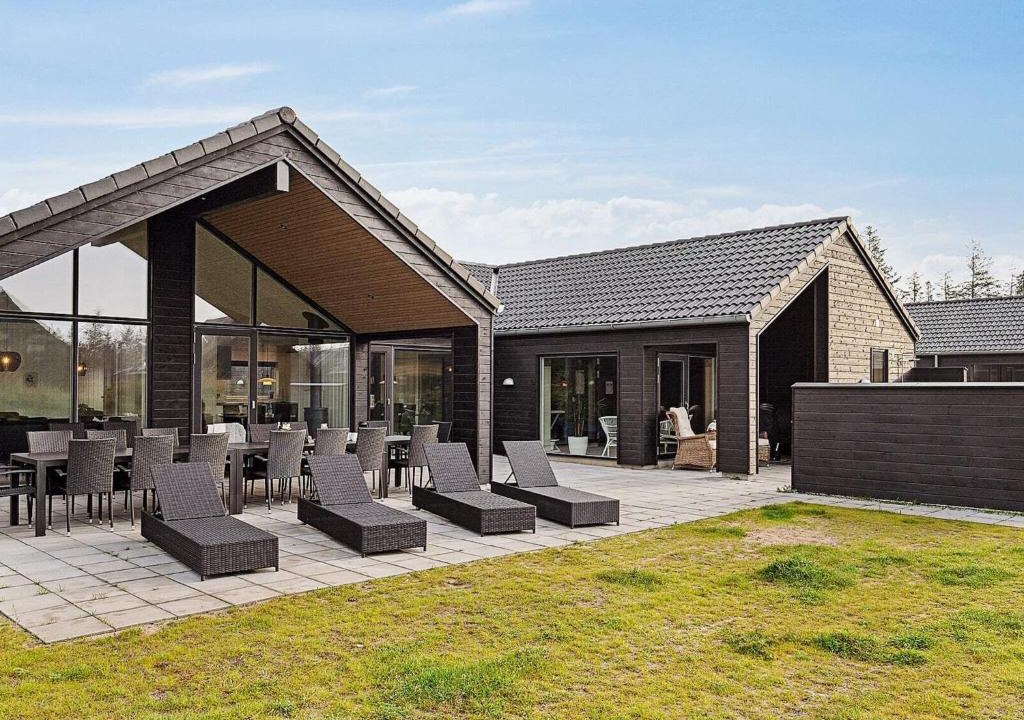 Kongsmark House | Luxury Retreat with Pool