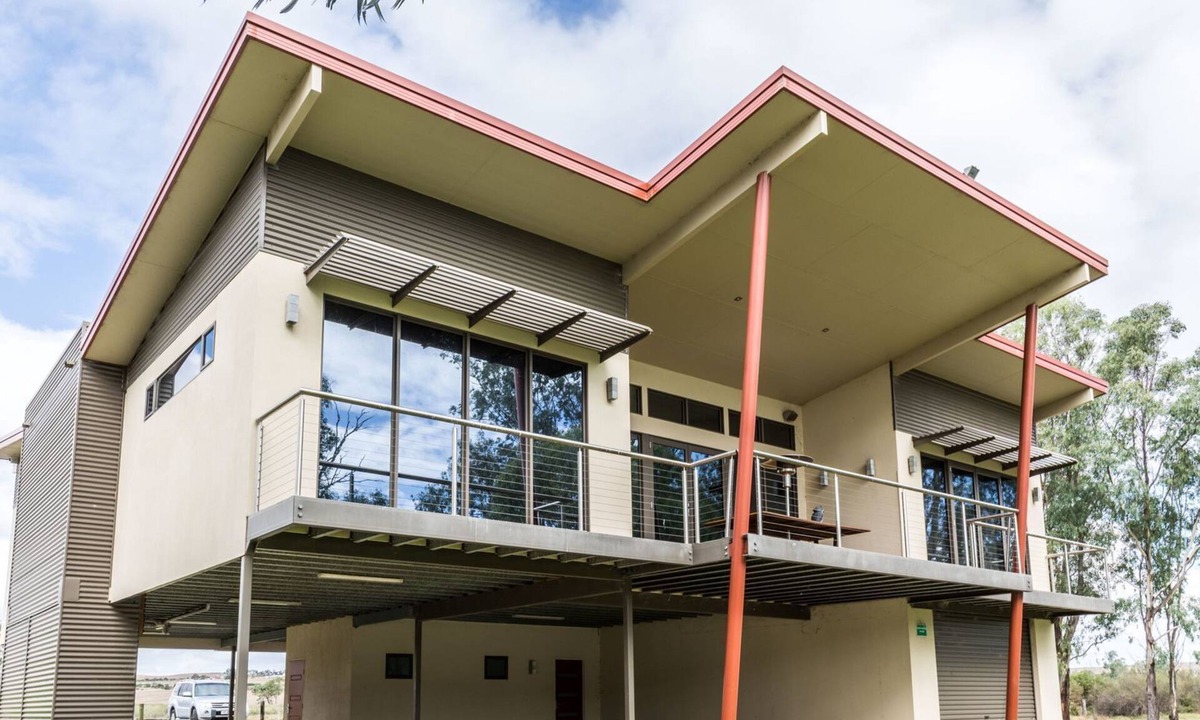 Bowhill House | Luxury River Side House - Bowhill