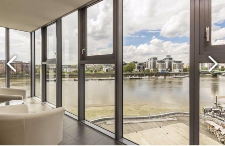 St. Mary's Park Apartment | Luxury Riverside Apartment