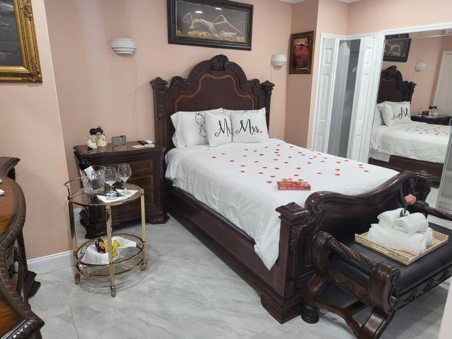 Orlando House | Luxury romantic and cozy space.