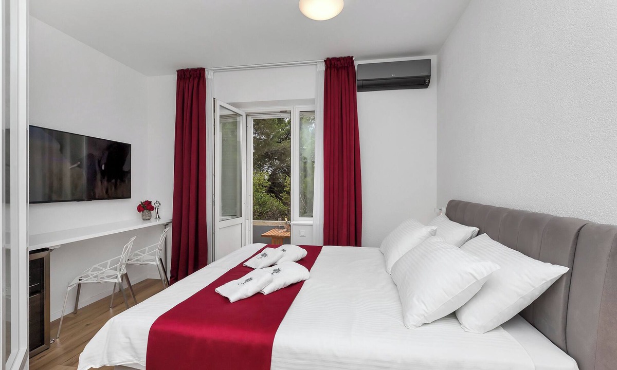Bili brig Bed & Breakfast | LUXURY ROOMS PARADISE GARDEN