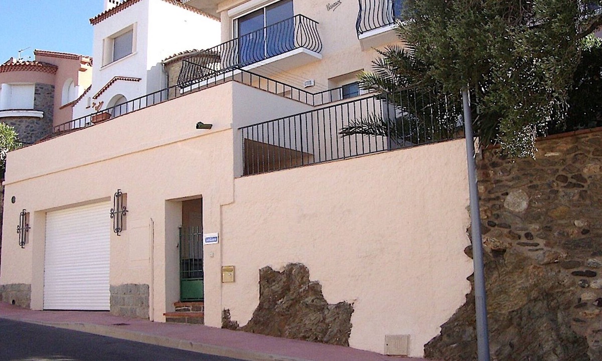 Banyuls-sur-Mer Apartment | LUXURY SEA AND MOUNTAIN APARTMENT
