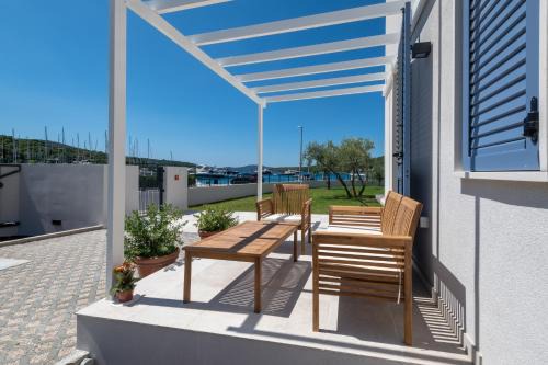 Slano Apartment | Luxury Seaview Apartment - Sole