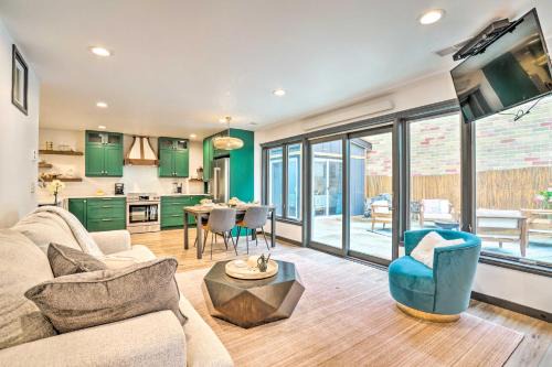 Hastings Apartment | Luxury Spa Retreat: Private Courtyard & More!