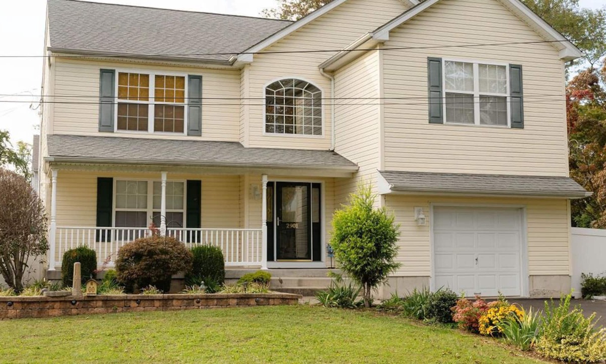 West Bristol House | Luxury Spacious Bancroft 5bed 2.5bath Oasis