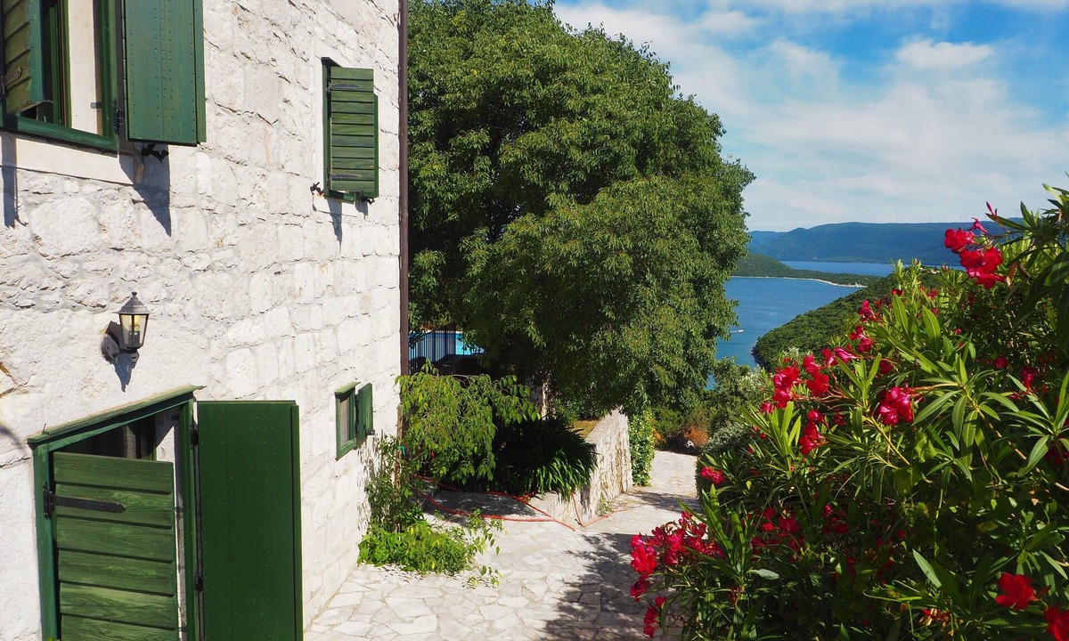 Duboka Villa | Luxury Stone Villa Near Dubrovnik