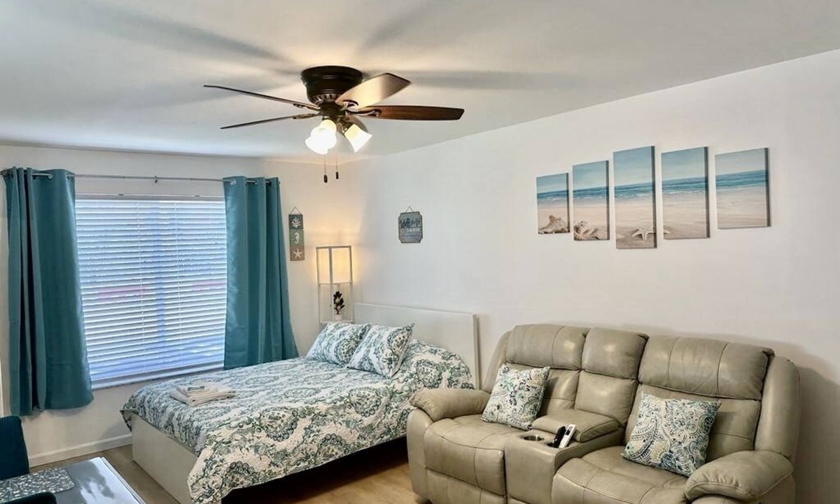 Boynton Beach Apartment | Luxury Studio close to the beach -S8