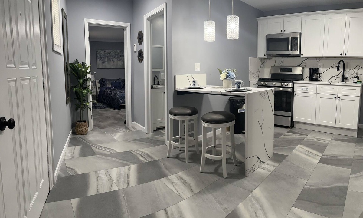 Utica Apartment | Luxury studio Downtown Utica