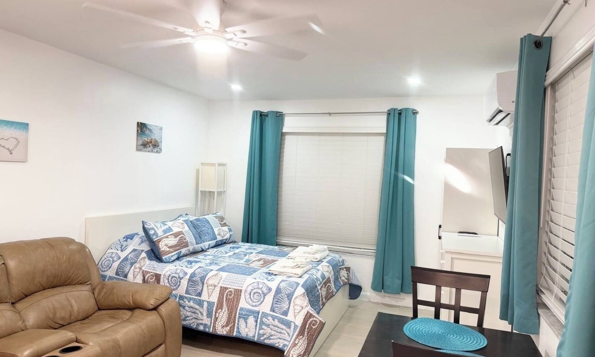 Boynton Beach Apartment | Luxury Studio in great location - S1