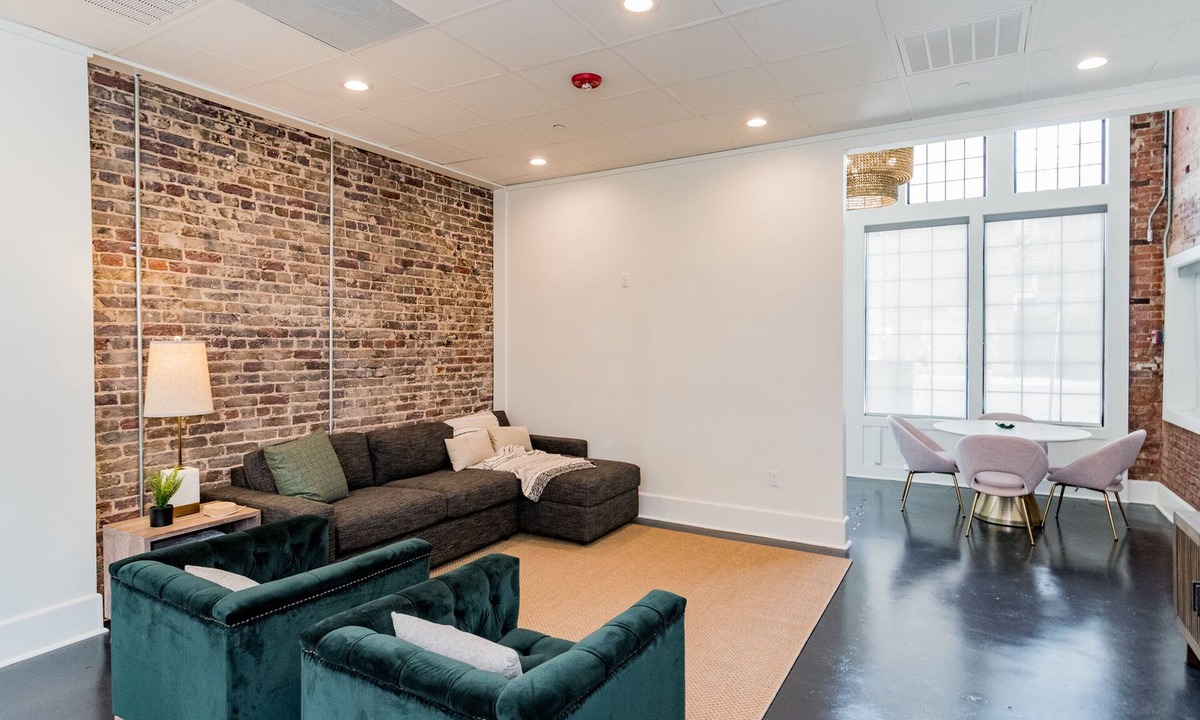 Central City Condo | Luxury Studio Loft in theatre district BHM