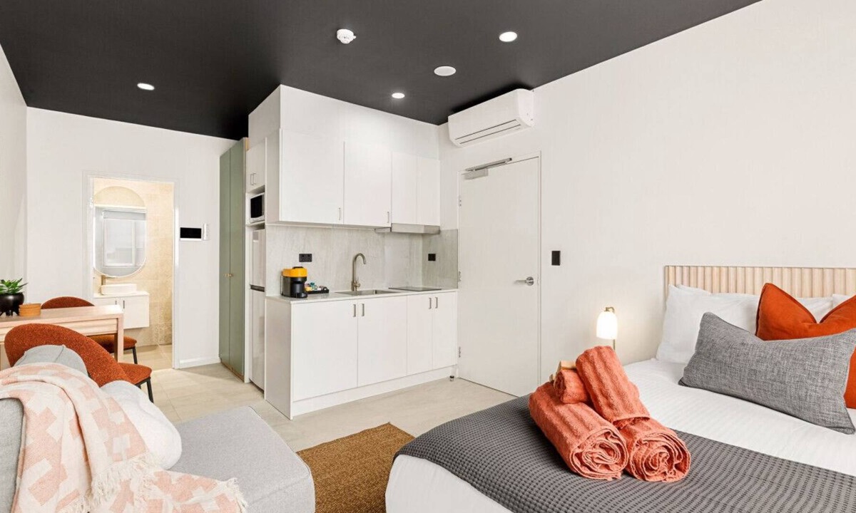 Annandale Apartment | Luxury Suite + Single Sofa Bed