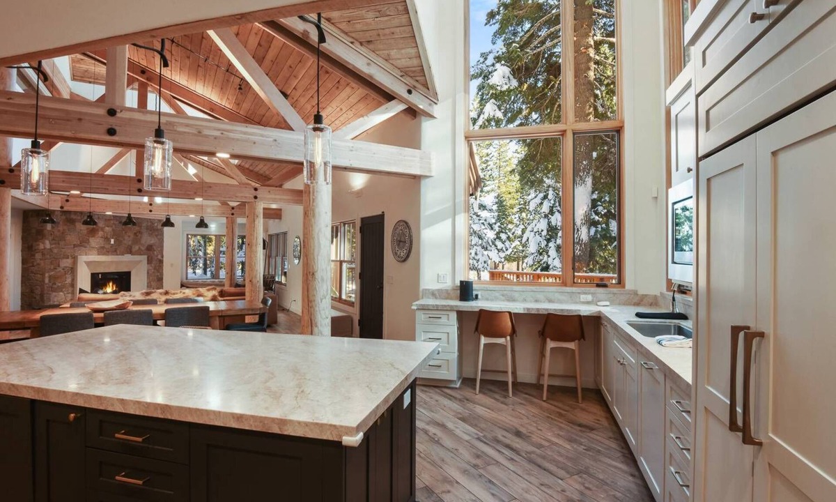 Tahoe City Cabin | Luxury Tahoe Family Lodge