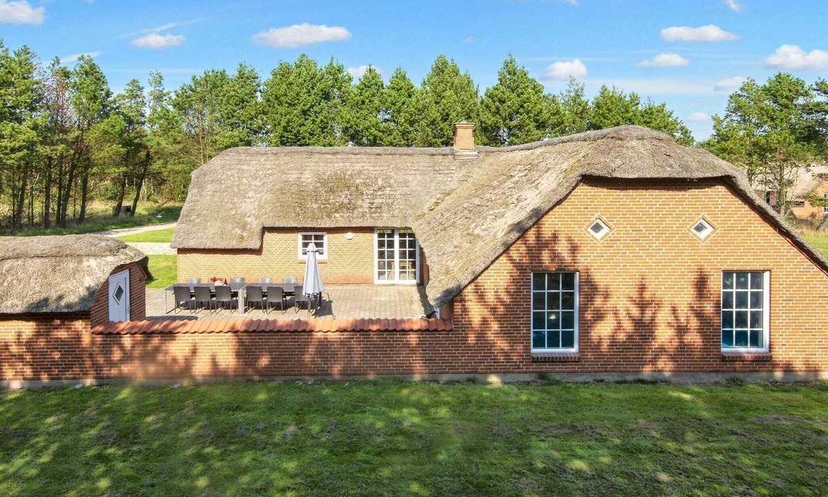 Øhuse House | Luxury Thatched Retreat - By Traum Ferienwohnungen