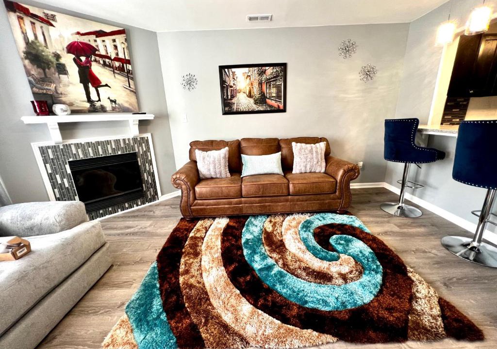 Piney Green Apartment | Luxury Townhome Jacksonville, NC