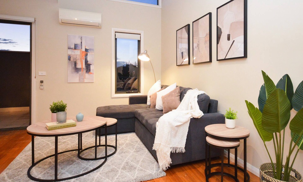 Preston House | Luxury Townhouse Stay