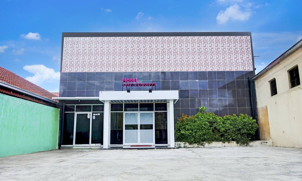 Padang House | Luxury Twin Comfort Stay with Parking Access