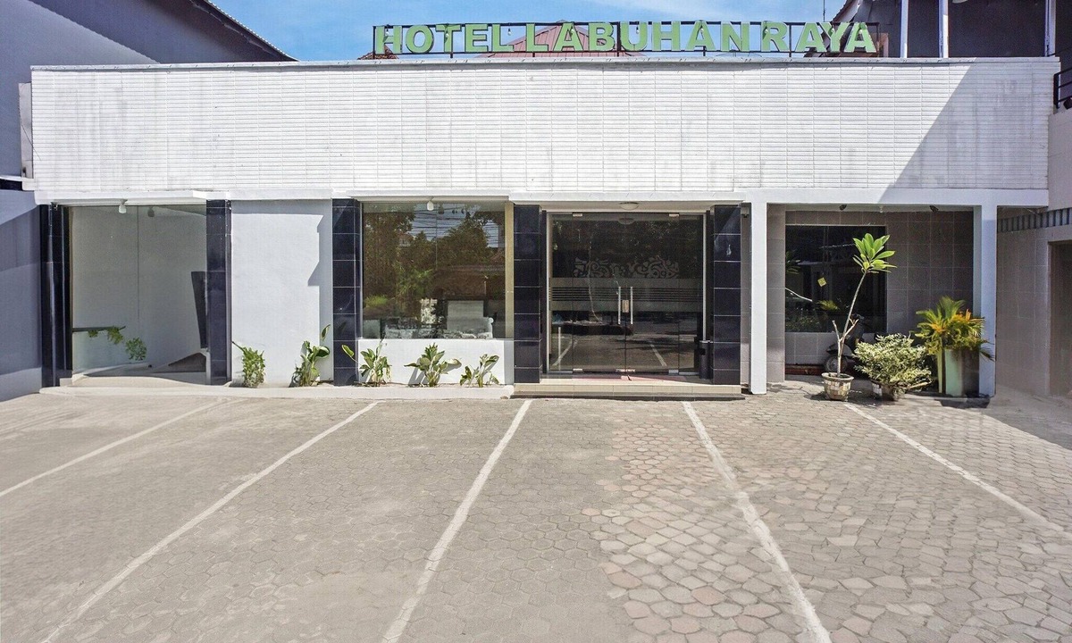 Medan House | Luxury Twin Comfort Stay W/Free Parking and Pool