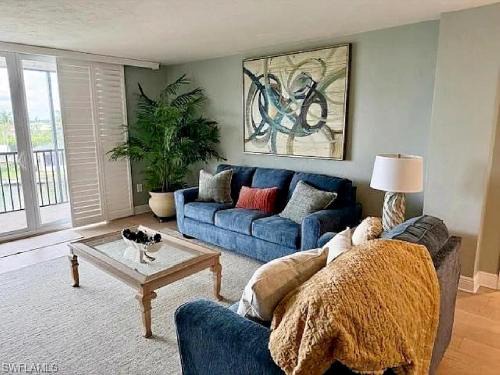 Vanderbilt Beach Apartment | Luxury Two Bedroom Condo with Bay and Gulf Views