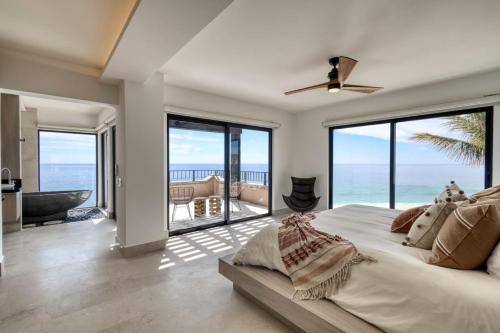 San Jose del Cabo House | Luxury Unique Oceanfront Penthouse