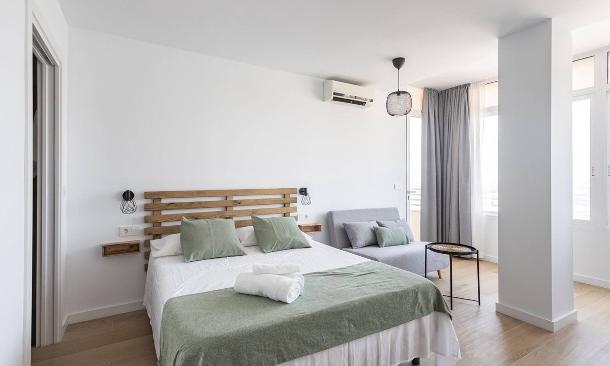 Ensanche Diputacion Apartment | Luxury views downton Alicante