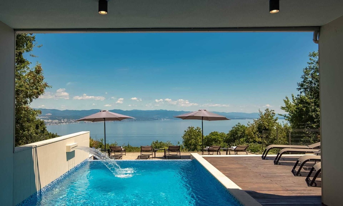 Poljane Villa | Luxury Villa Aspecta with Pool