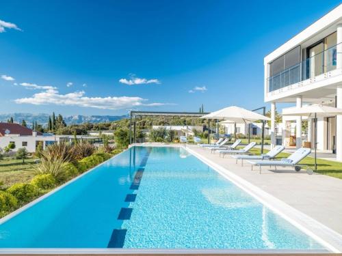 Supetar Villa | Luxury Villa Bracchia Magic Retreat II with large heated pool & wellness on Brač