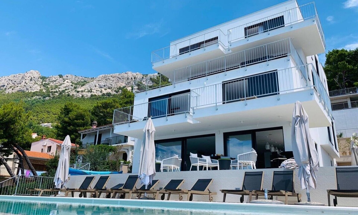 Brela Villa | Luxury villa Colomba in Brela, seafront
