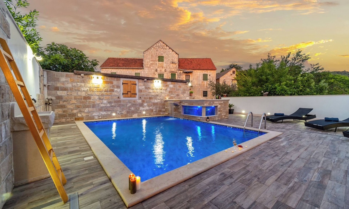 Nerezise Villa | Luxury Villa David with private boat, heated pool, whirlpool and sauna