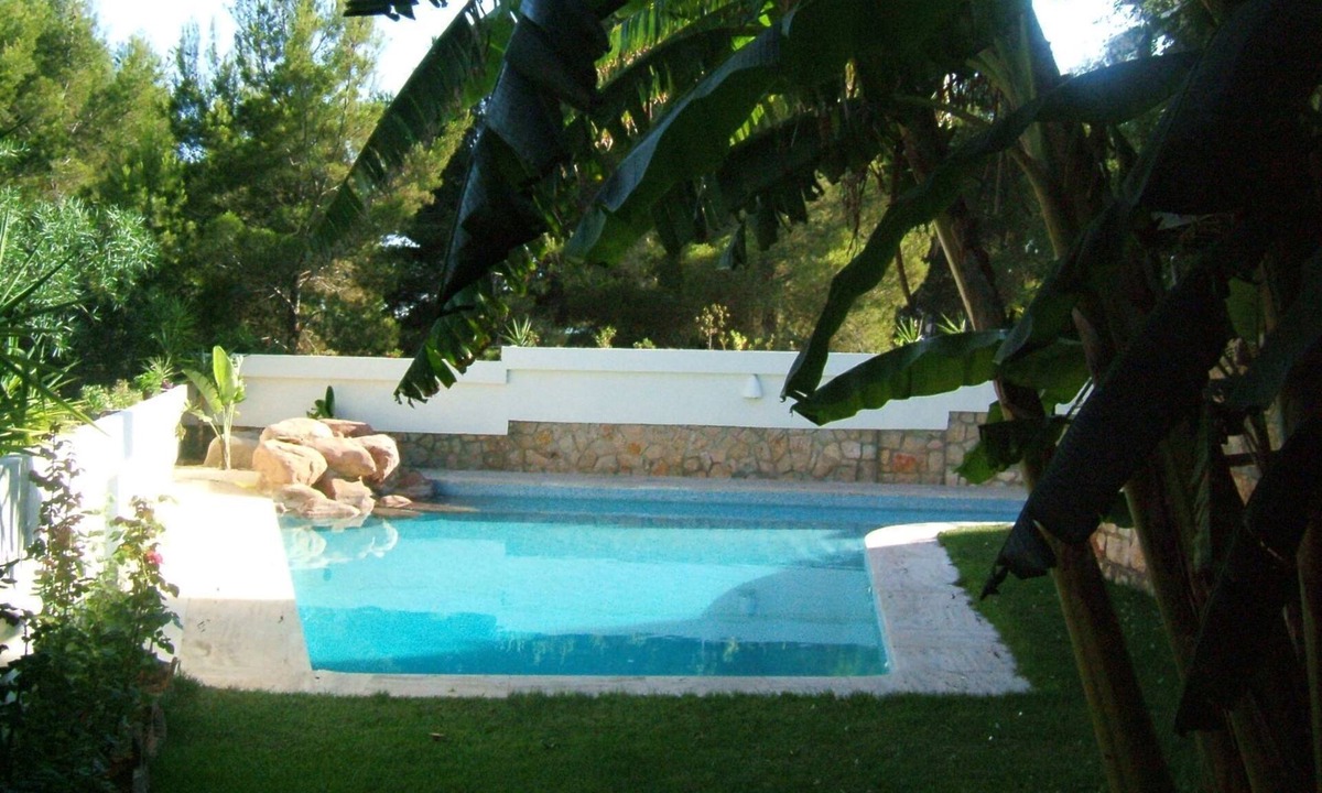 Puerta de Hierro Villa | luxury villa in residential area of ​benidorm