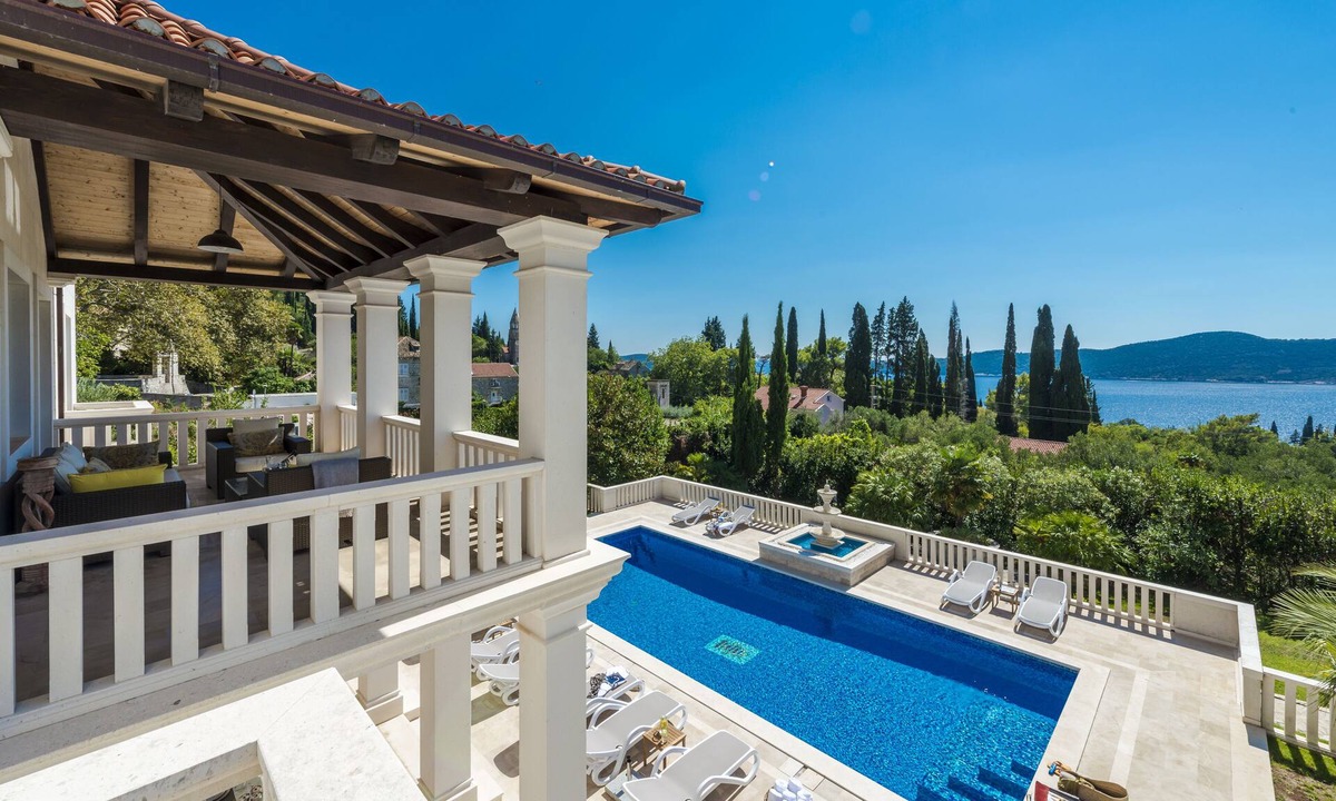Trsteno Villa | Luxury Villa/Game of Thrones Gardens/Beautiful view/Serenity/Arboretum Trsteno