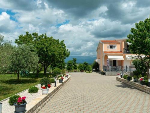 Suhovare Villa | Luxury Villa Maria with large pool