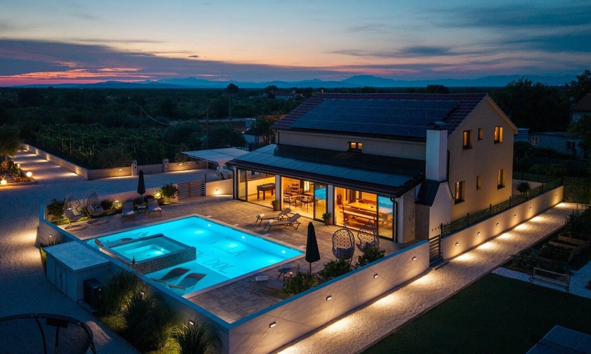 Oklaj Villa | Luxury Villa Meden Dol with heated pool, Hot-Tub, 2 Saunas