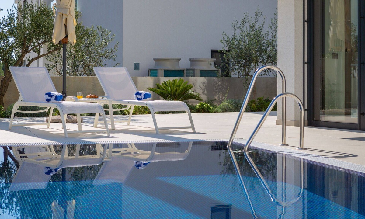 Seget Vranjica Villa | Luxury Villa Nautica Seconda with Pool