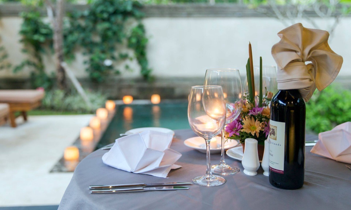 Kelusa Villa | Luxury Villa near Ubud with private infinity pool and a lounging pavilion