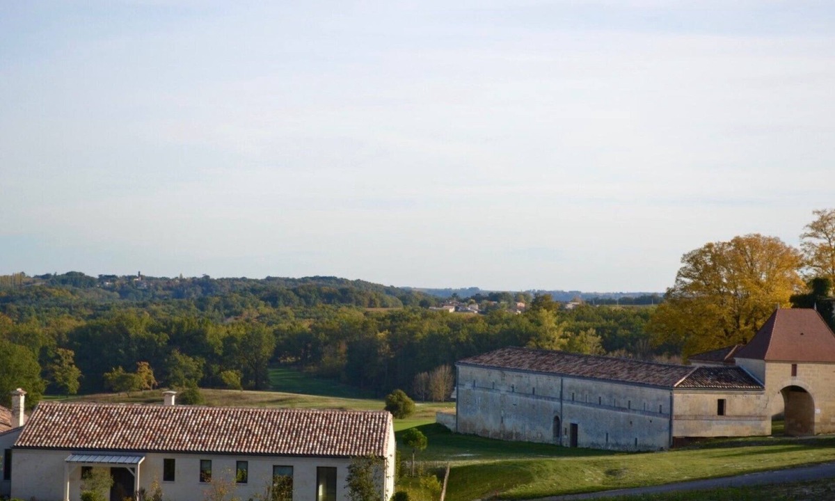 Gardegan-et-Tourtirac House | Luxury Villa on the Golf Course