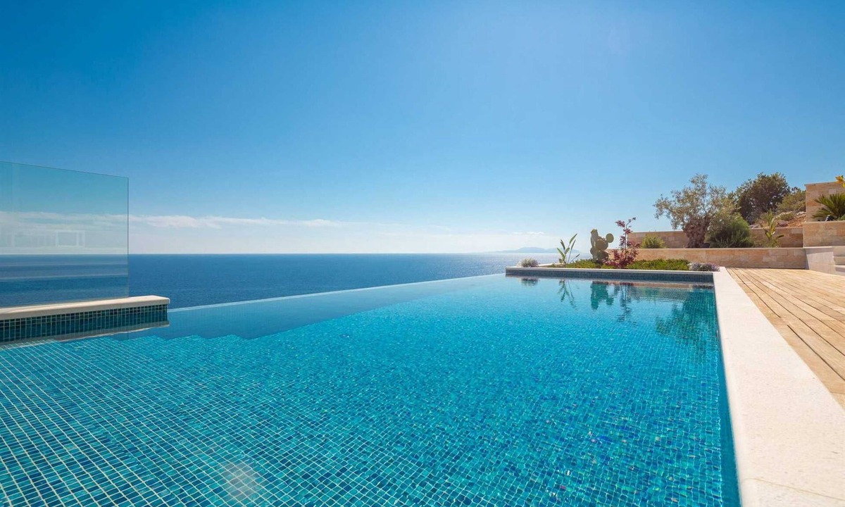Sveta Nedjelja Villa | Luxury Villa Pharia Grande with Pool