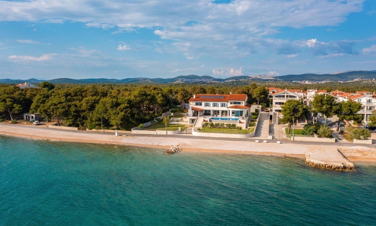 Sibenik Villa | Luxury Villa Sea Whisper Sibenik with 2 Pools, Gym
