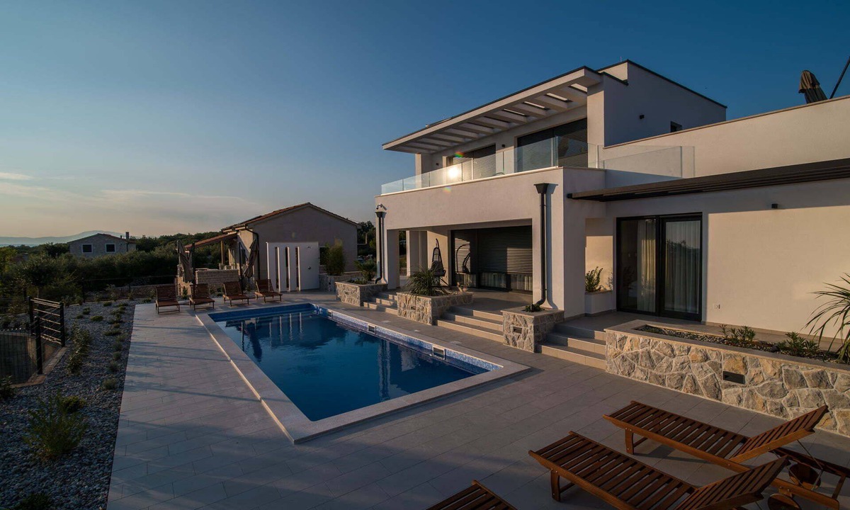 Milohnici Villa | Luxury Villa Stiletta with Pool
