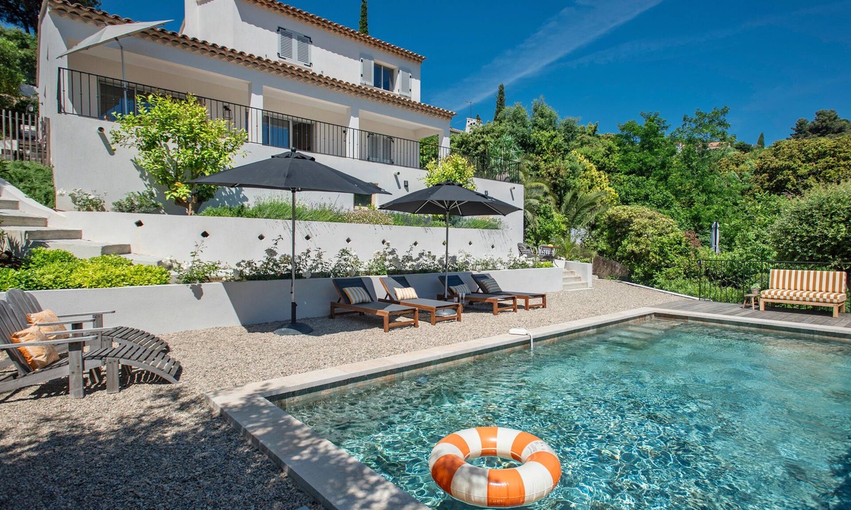 La Croix-Valmer Villa | Luxury villa with A/C and a heated private pool